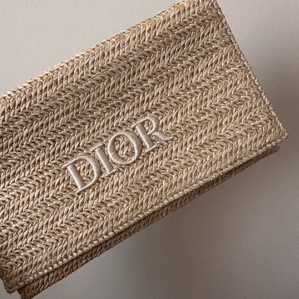 Dior clutch 100% authentic